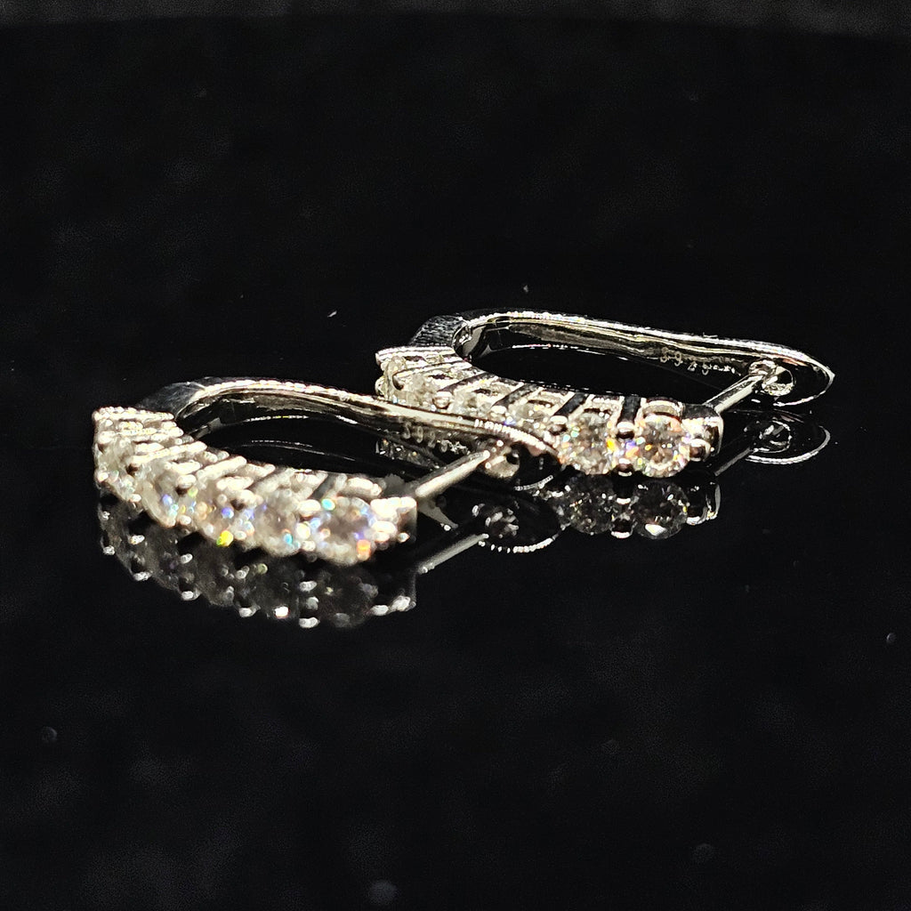 0.6cttw Round Cut Moissanite Hoop Earrings