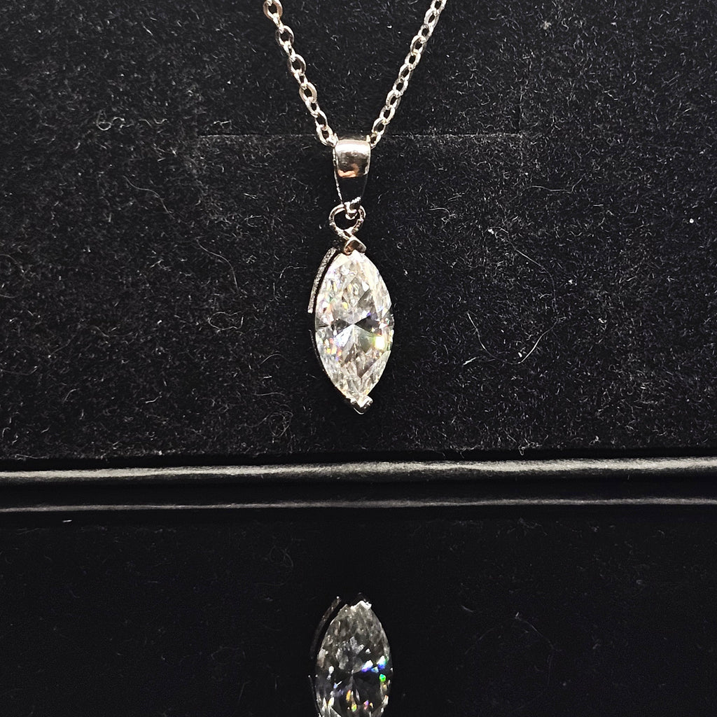 1ct/2ct Marquise Cut Solitaire Moissanite Pendant Necklace