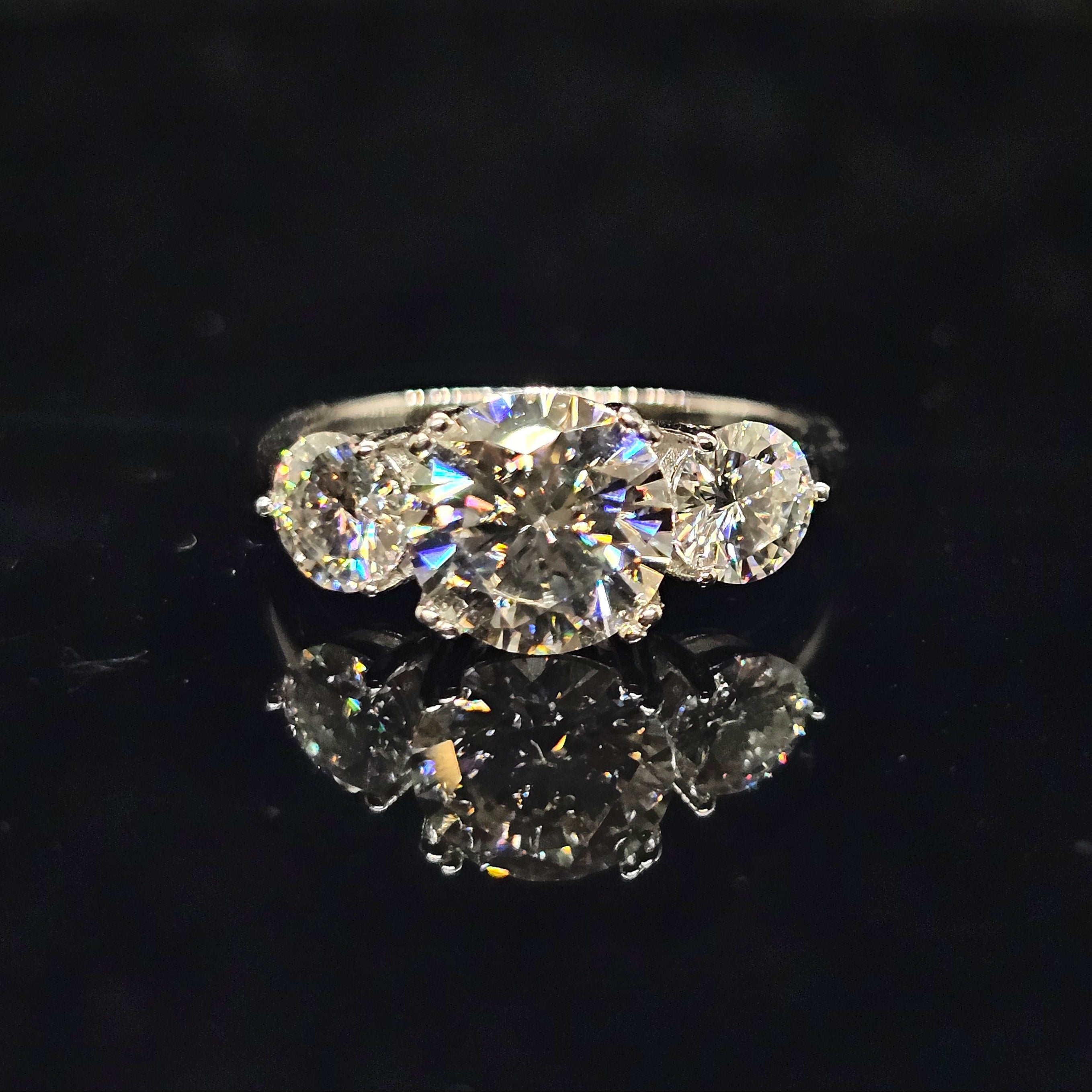 3cttw Round Cut Three-Stone Trilogy Moissanite Ring