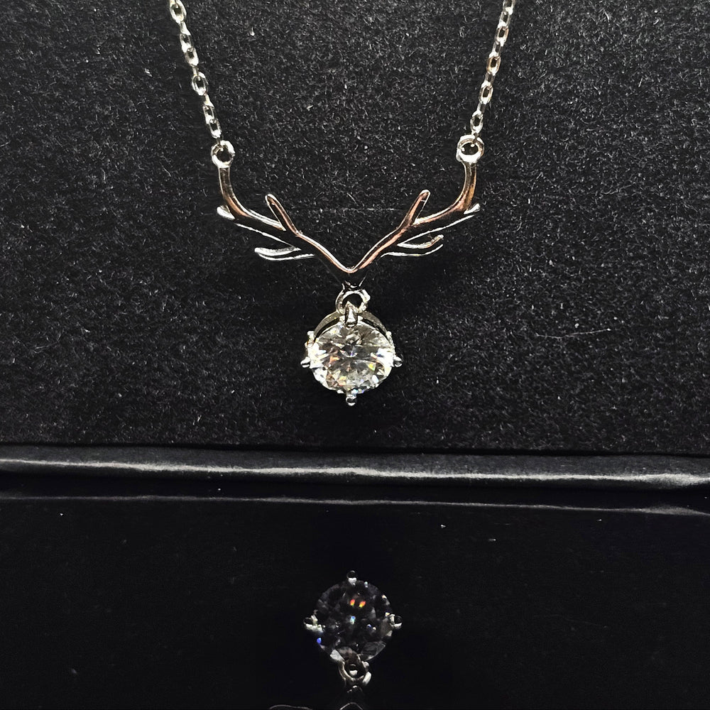 1ct Round Cut Moissanite Pendant Necklace with Antler Motif