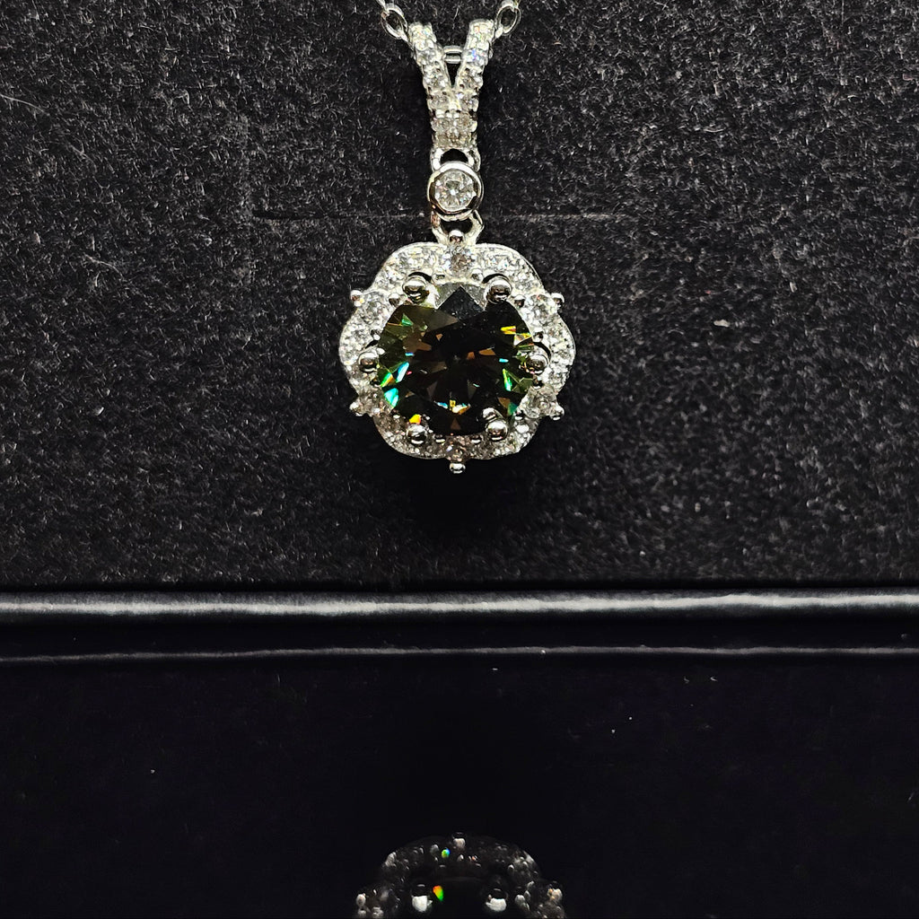 Abigail - Dark Green Round Pendant Necklace with Halo