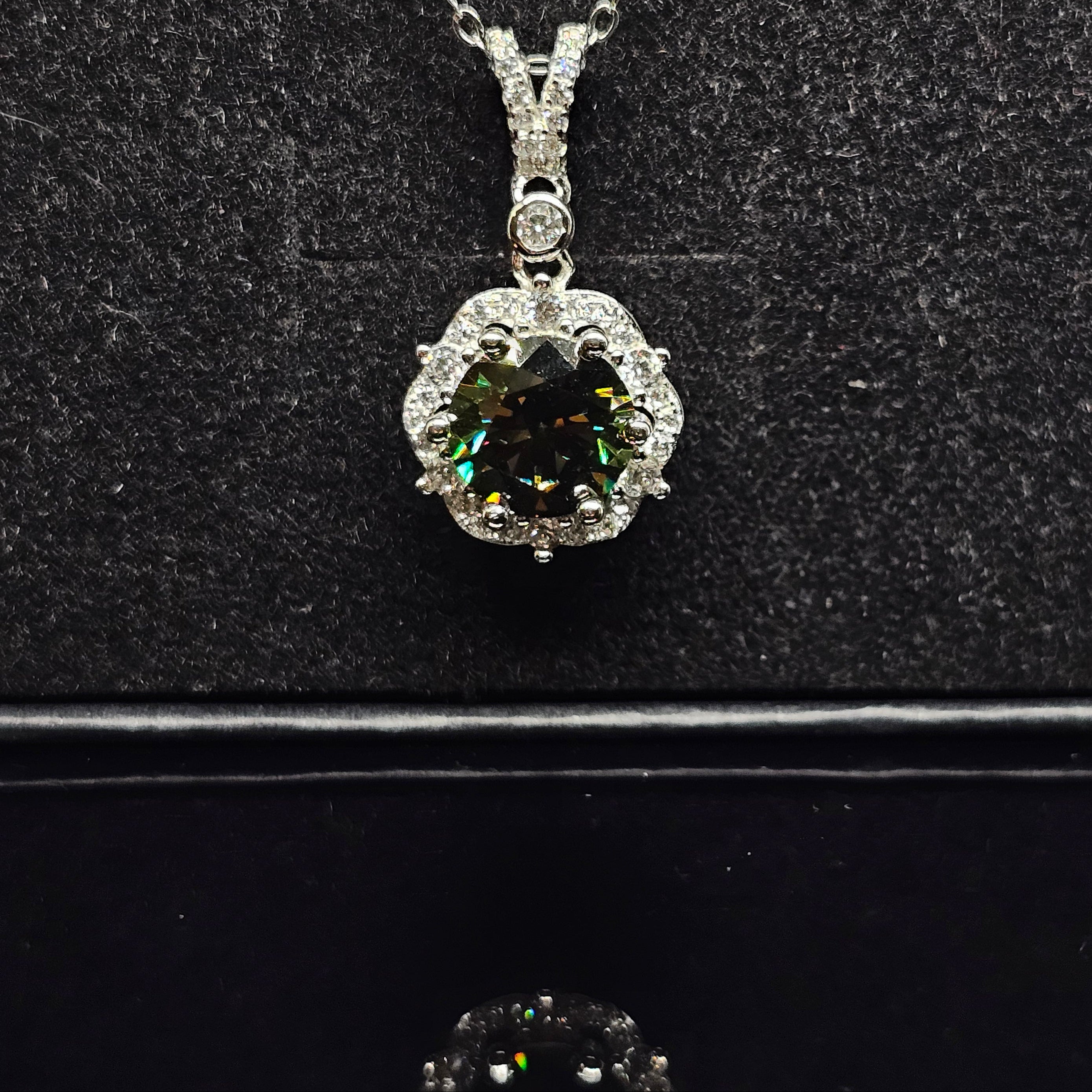 Abigail - Dark Green Round Pendant Necklace with Halo