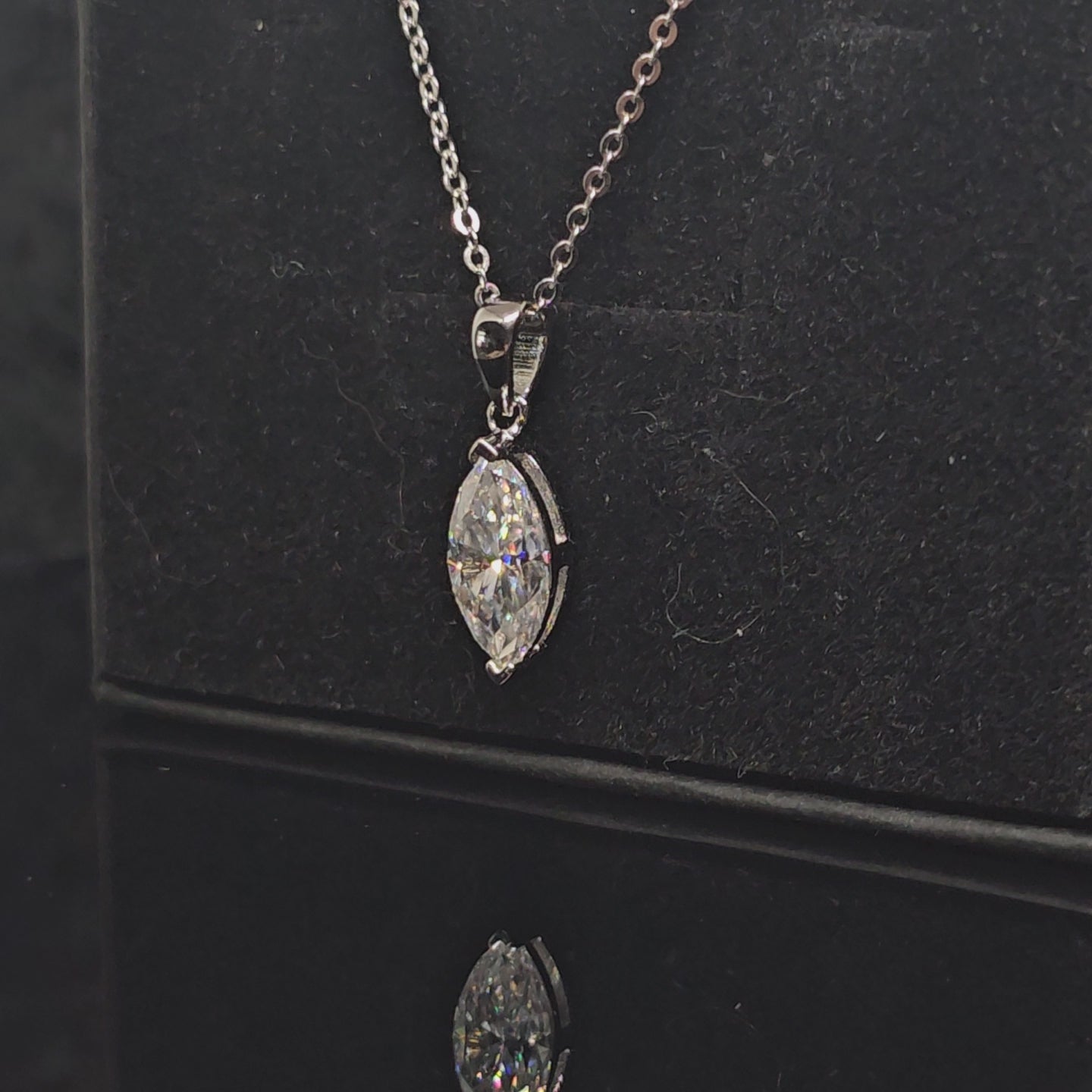 1ct/2ct Marquise Cut Solitaire Moissanite Pendant Necklace