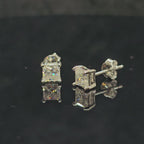 1.0/2.0cttw Square Princess-Cut Solitaire Moissanite Stud Earrings